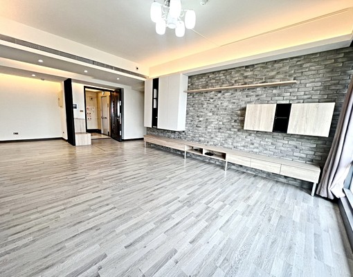 MRT龍山寺★一層一戶★鬧中取靜★含稅 - Image 2