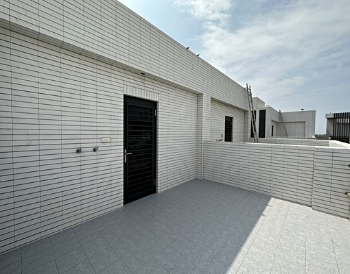 二林蕎麥花田全新別墅門前停車 - Image 11