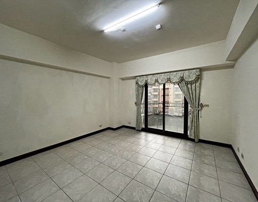 中悦花園廣場近台茂機場好事多4房車位 - Image 8