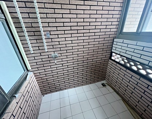 近成大東區小東路2房2衛3陽台 - Image 7