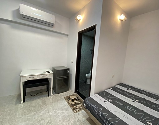 全新精品電梯單人套房!! - Image 2