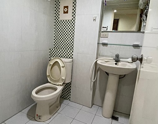 雙租補★文心中清捷運★樓中樓★近漢口太原★中國醫 - Image 14