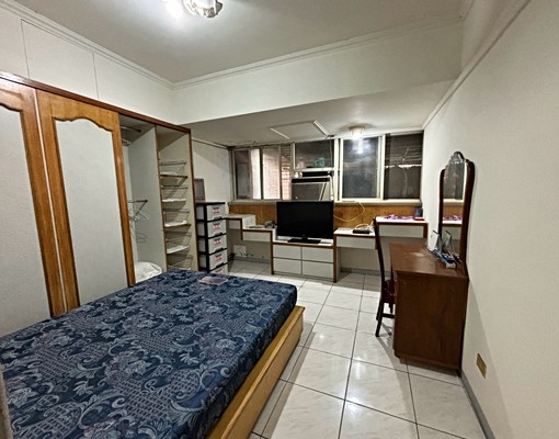 海山捷運站~分租~電梯雅房 - Image 2