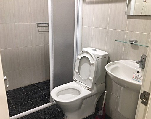 [中興-福德商圈]漂亮舒適套房*獨享陽台洗衣機~~ - Image 2