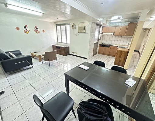 近新民高中✅電梯正3房/現況租/可租補戶籍✅超便宜 - Image 1