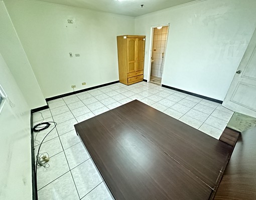 近新民高中✅電梯正3房/現況租/可租補戶籍✅超便宜 - Image 7