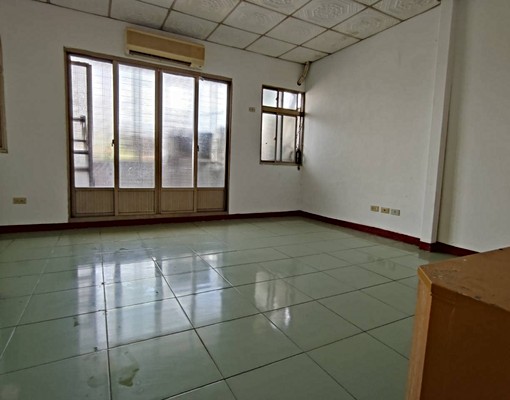 中港一街聯邦商圈四樓頂加美寓出租 - Image 1