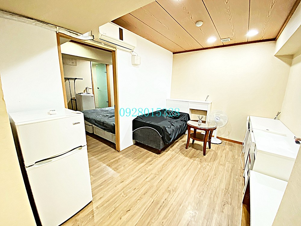 中山捷運站⚡電梯平面一隔間一廳報稅租補可寵有管理員 - Image 1