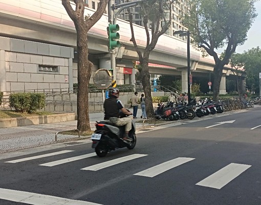 北極星團隊石牌捷運出站即到家~石牌學區 - Image 1