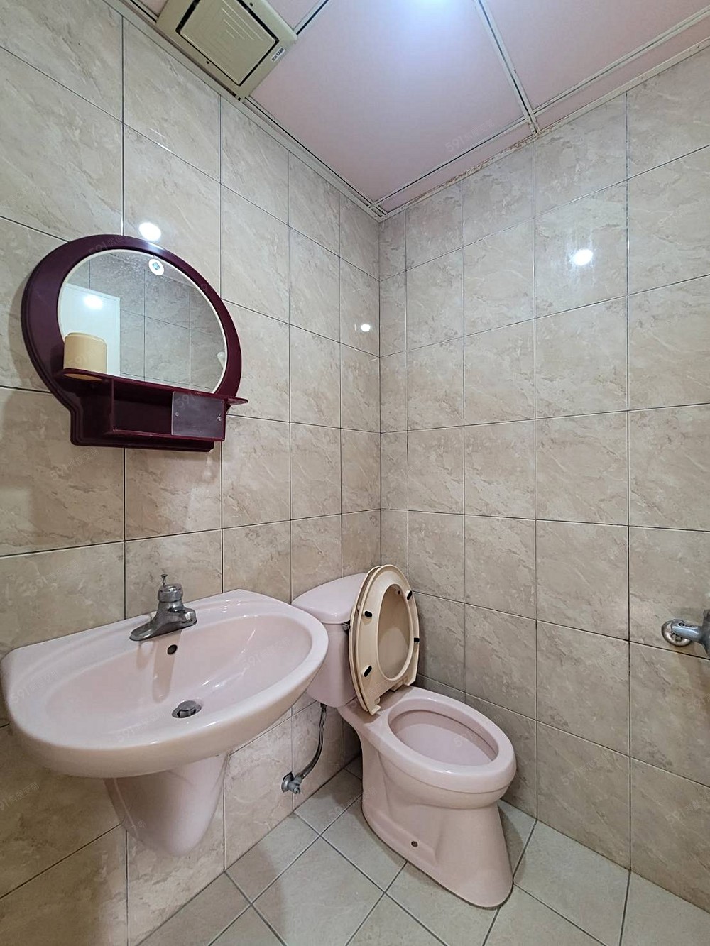 中原電梯套房0976879259