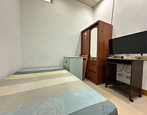 A菜寮丨可租補丨附網路第四台、水丨一卡皮箱入住 - Image 4