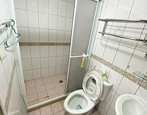 東門:大安森林:可租補:獨洗:陽台:家具齊全:靜巷 - Image 5