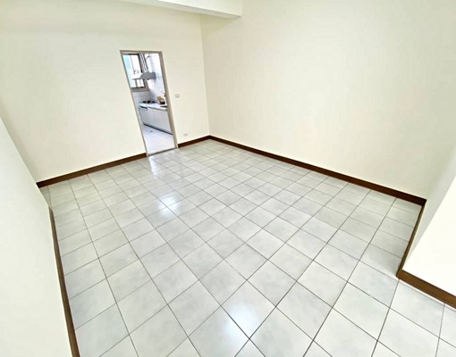 超值四房兩廳、可寵、安康站、採光通風 - Image 3