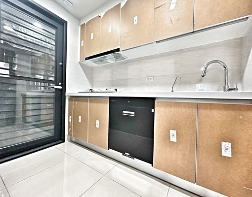 國翔!機捷富宇峰景視野三房平車家俱可談 - Image 4