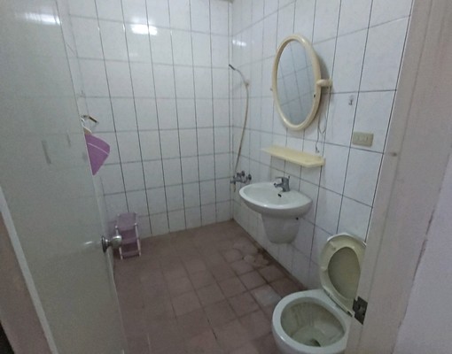 漢神巨蛋對面透天第5樓二房一衛一陽台,可戶籍,可租補 - 591租屋網 - Image 6