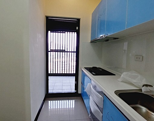 高雄大學全新裝修高樓層兩房誠可議 - Image 7