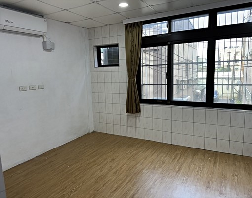 整層住家介壽路二段2樓(大潤發麥當勞旁)可入籍補助 - Image 1