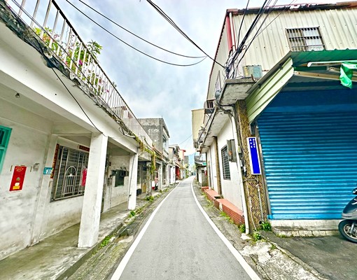 郭哲源專約十三添乙種建地臨路近市區