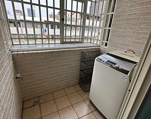 覺民路上邊間新整理套房有陽台傢俱電超方便 - Image 9