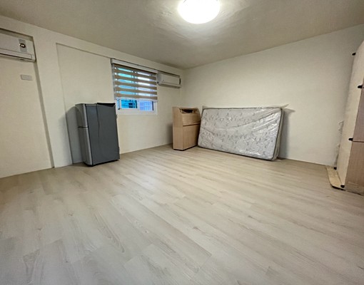 中山國中、電梯、收垃圾、露台、新整理 - Image 1