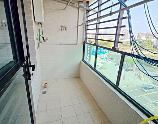 大學綻精美3+1房~含大平車和管理費 - Image 11