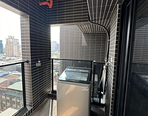 漢神百貨、阮綜合、新灣區三多商圈位置好 - Image 7