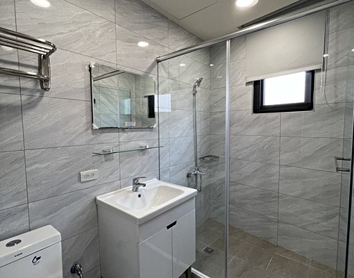 🏡【出租】昌平路電梯套房~家具齊全~乾濕大套房含露臺 - Image 8