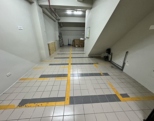 富築!全新可租補正一房一廳,管理室機車位 - Image 2