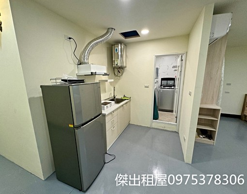 傑出租屋/全新市府大套房,台電,可補助! - Image 5