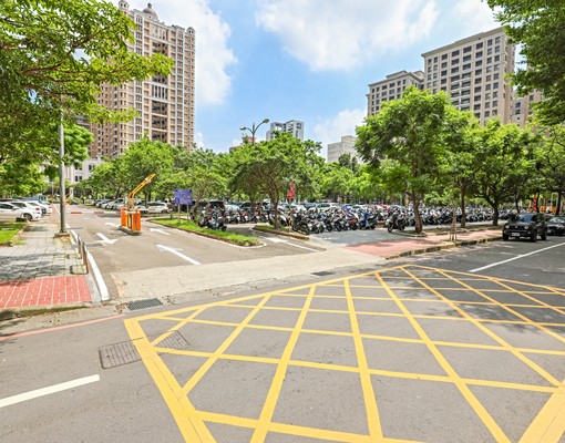 ❤️小蒨❤️高鐵富翼採光明亮樓中樓大1房1廳1衛+平面汽車位 - Image 12