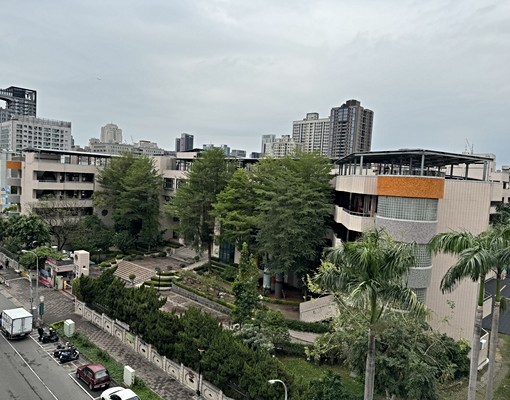 近市政府新光遠百便利安全乾淨不吵雜可租補 - Image 2