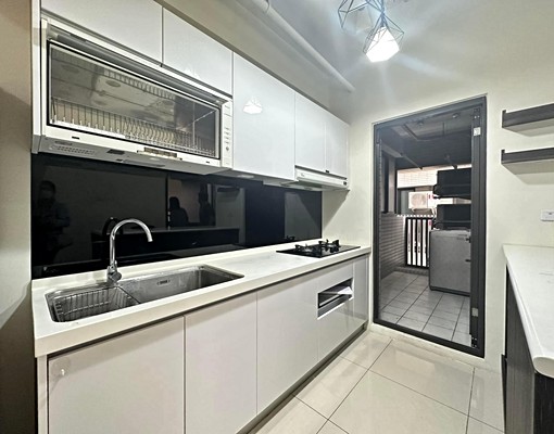 清水溫馨兩房含管含車17000元/月可租補 - Image 3