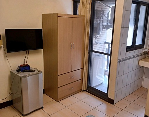 致富商學院套房 - Image 2