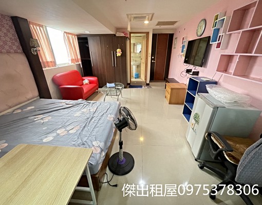 傑出租屋/夜市稀有電梯,採光佳,獨洗,垃圾集中 - Image 3