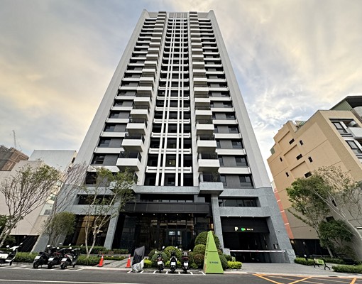 楠梓|後勁海科捷運宅|家具電全超美2房(可申請租補) - Image 1
