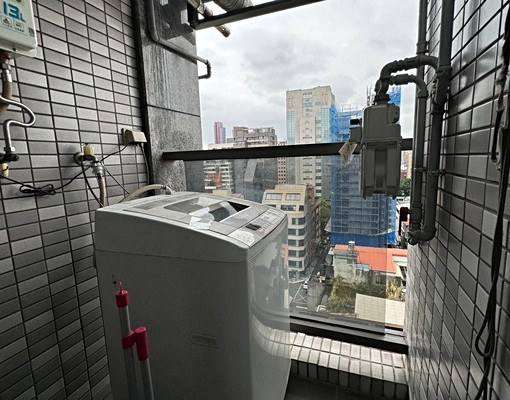 可租屋補助/近捷運大安站舒適採光套房/有陽台/可開伙天然瓦斯 - Image 10