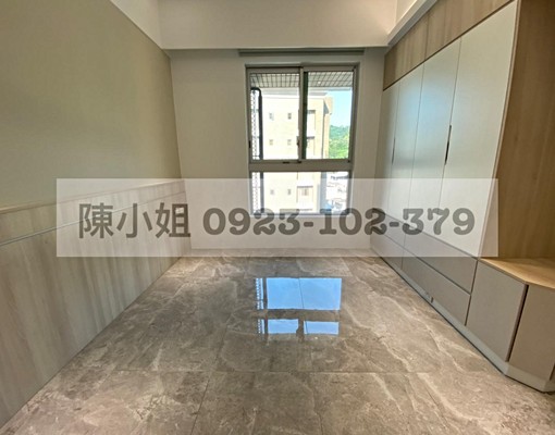 §全新現代漂亮裝潢高樓採光四房.含稅管車 - Image 9