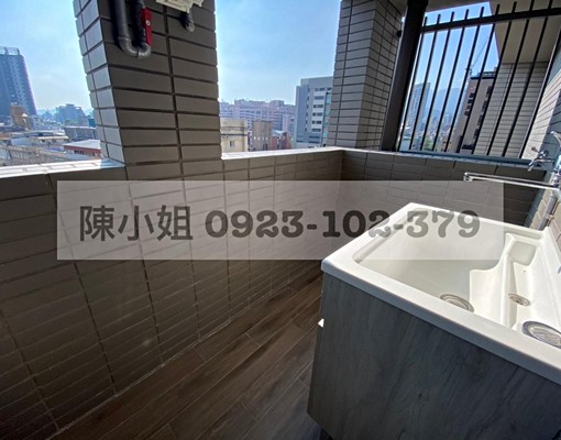 §全新現代漂亮裝潢高樓採光四房.含稅管車 - Image 11