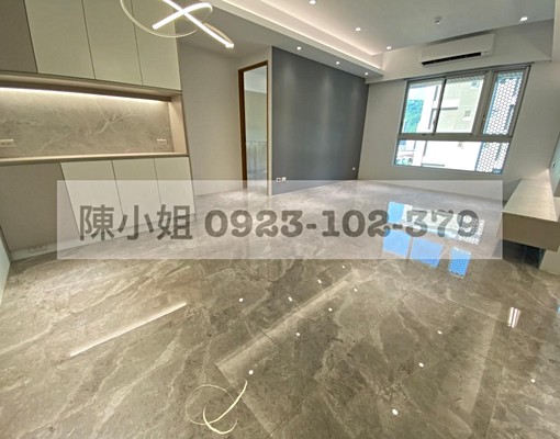 §全新現代漂亮裝潢高樓採光四房.含稅管車 - Image 4