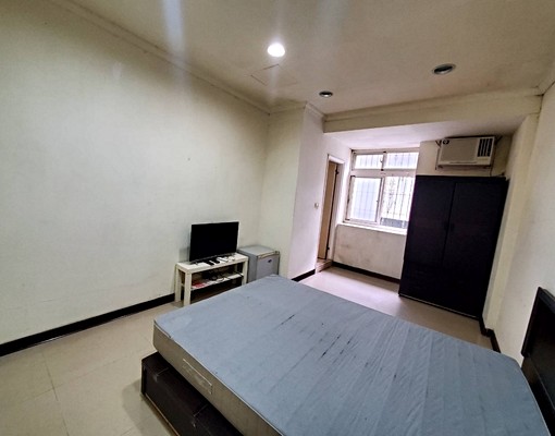 新莊輔大捷運站套房出租中正路採光佳體育場 - Image 3