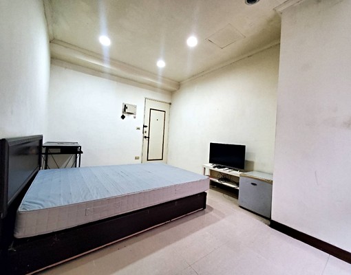 新莊輔大捷運站套房出租中正路採光佳體育場 - Image 4