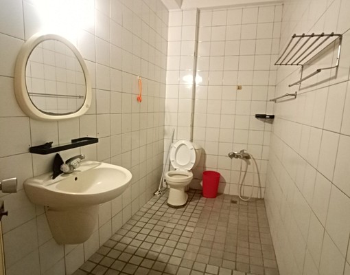 近德興路🌈整棟大透天🌈適住家/辦公 - Image 6