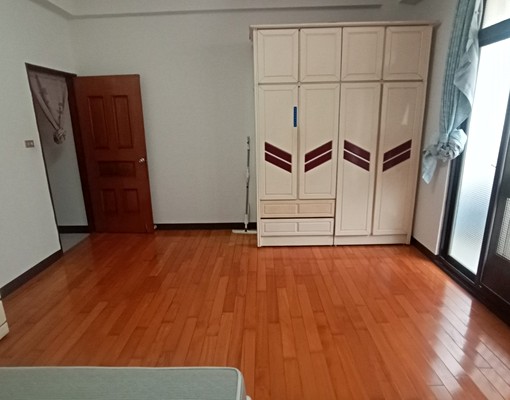 近德興路🌈整棟大透天🌈適住家/辦公 - Image 5