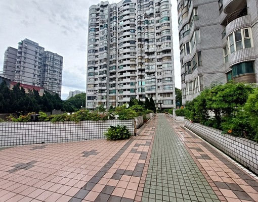 千郁推薦好租家-⛅⛅第一運動公園景觀二房 - Image 13