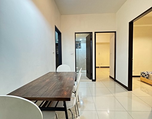 烏日高鐵站~櫻花獨綻 - Image 2