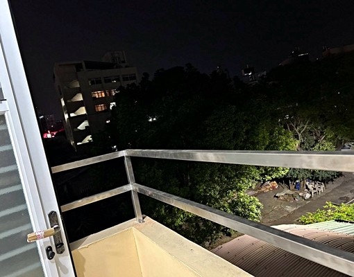 全配獨立陽台套房,生活機能佳 - Image 4