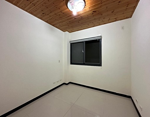 可租補報稅⭕稀有整棟透天⭕台水電⭕家具近全配 - Image 4