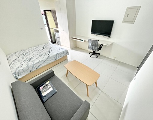 喜歡我外套💖陽台獨洗衛浴窗💖機車位 - Image 3