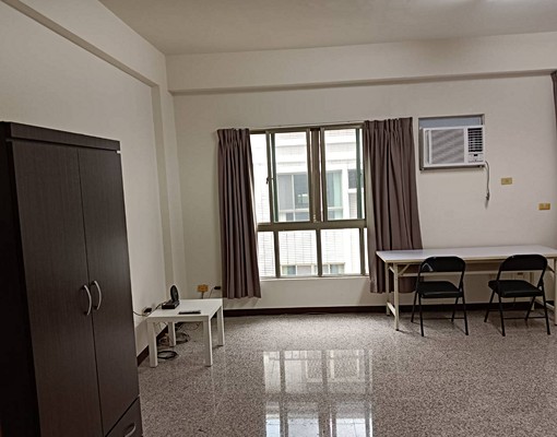 休閒活動場館社內99-25號3F套房出租 - Image 1