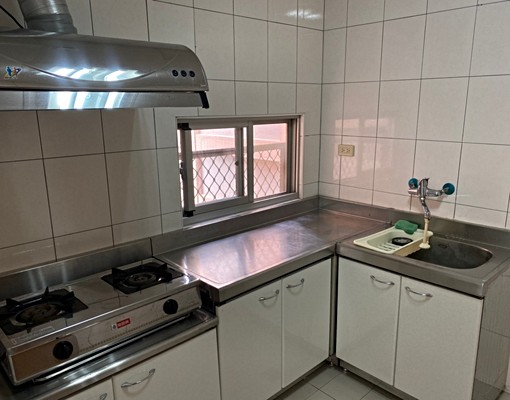 超大3大房+平面車位~屋況新,高樓層 - Image 6